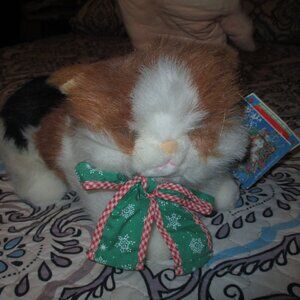 Vintage 1990 Commonwealth Calico Cat The Gingham Cat white orange black plush